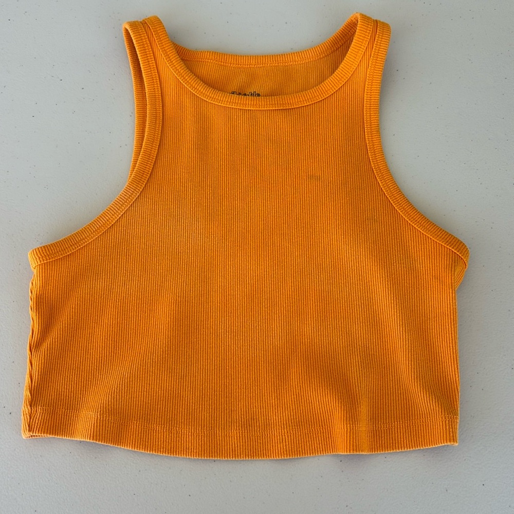 orange top